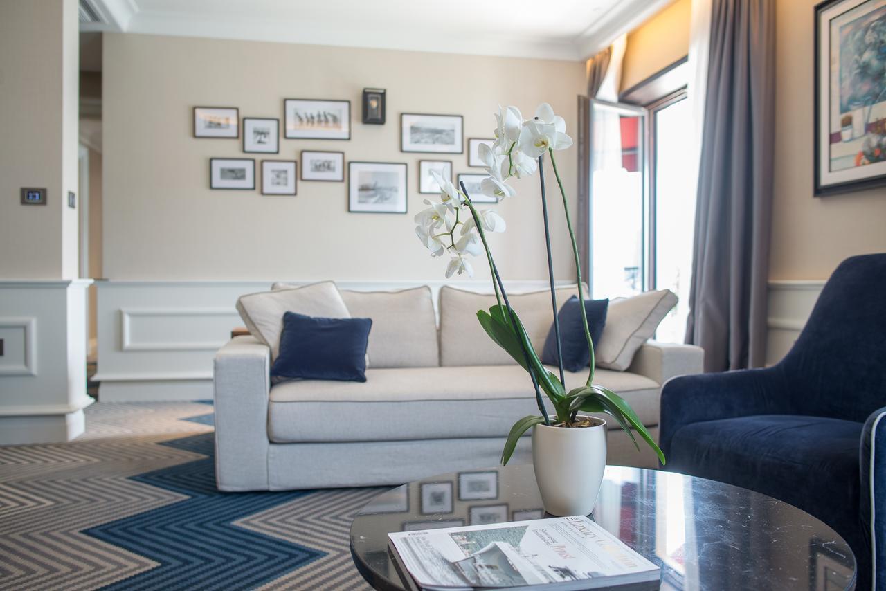 Boutique Hotel La Roche 티바트 외부 사진
