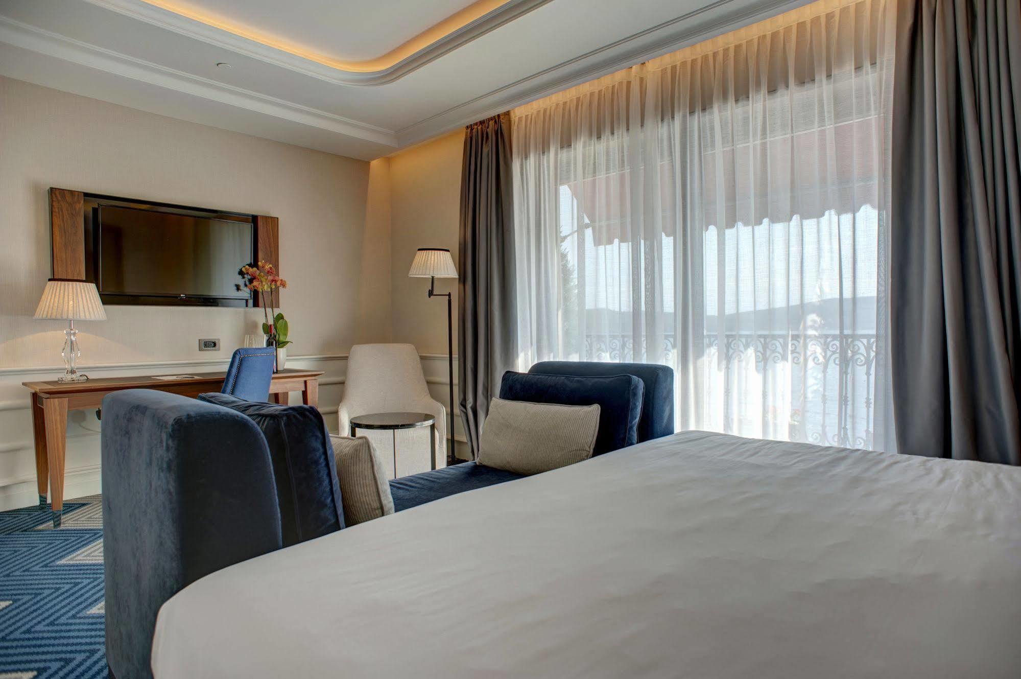 Boutique Hotel La Roche 티바트 외부 사진
