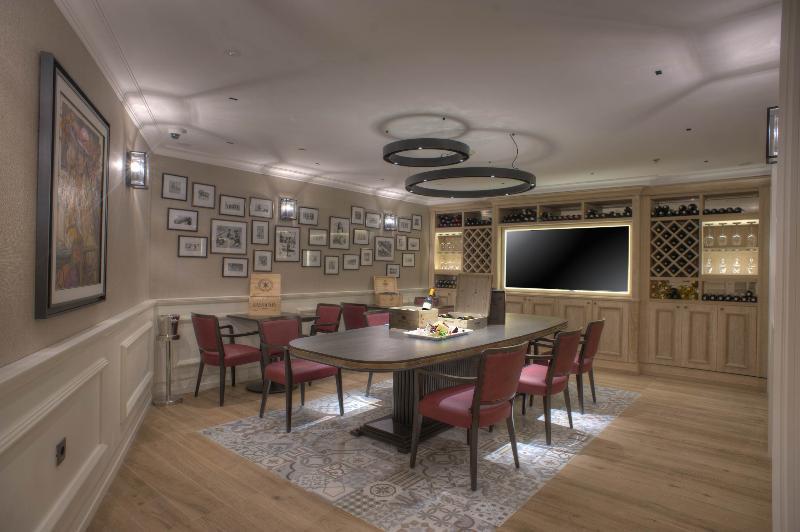 Boutique Hotel La Roche 티바트 외부 사진
