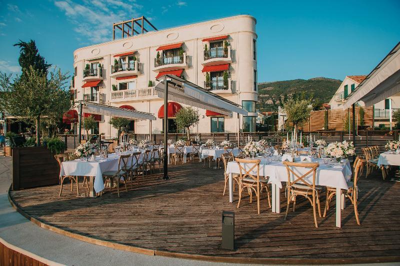 Boutique Hotel La Roche 티바트 외부 사진