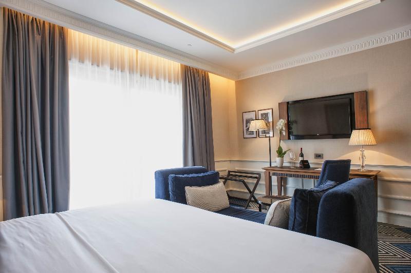 Boutique Hotel La Roche 티바트 외부 사진